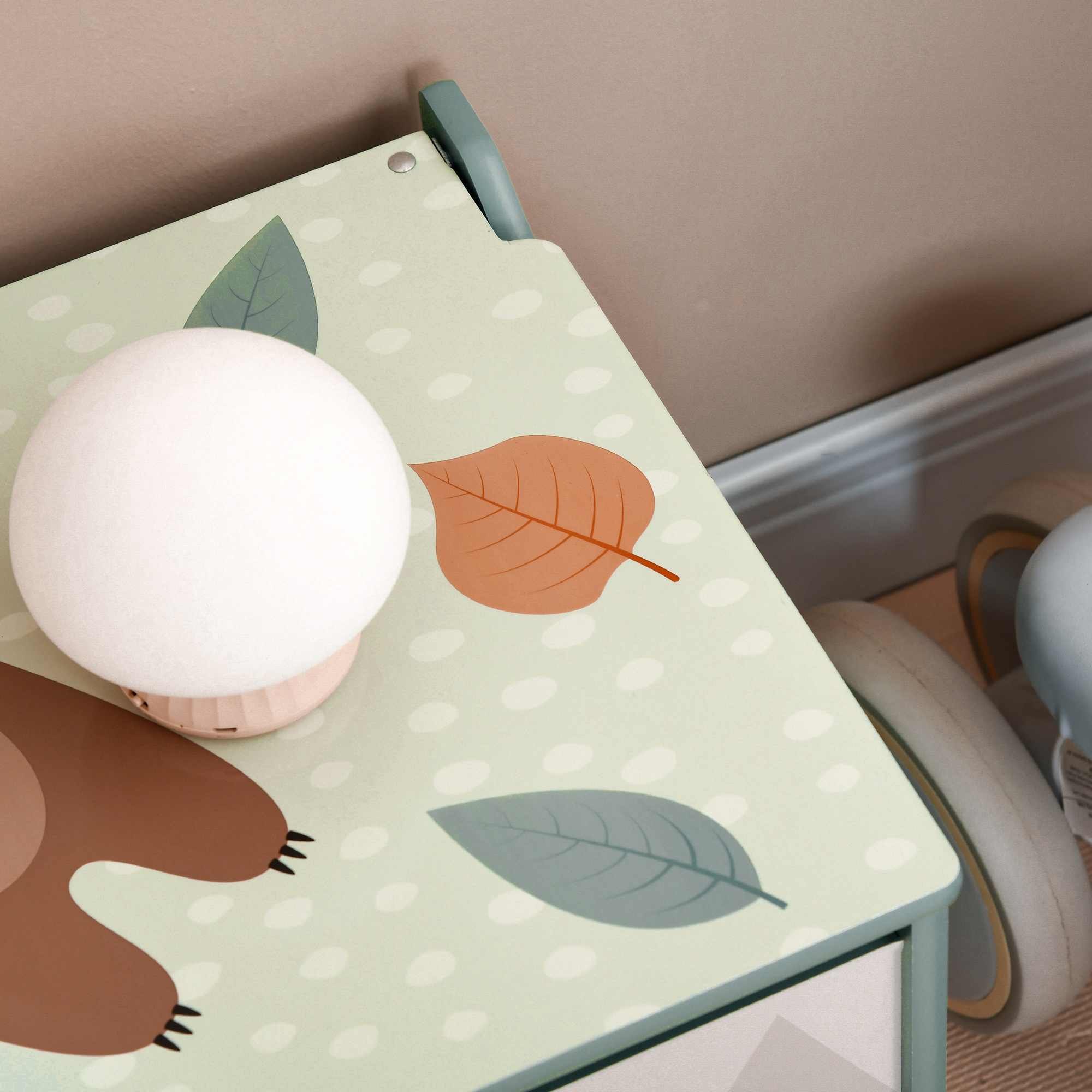 Aufbewahrungskiste, Spielzeugtruhe, Klappdeckel, niedliches Motiv, Grün