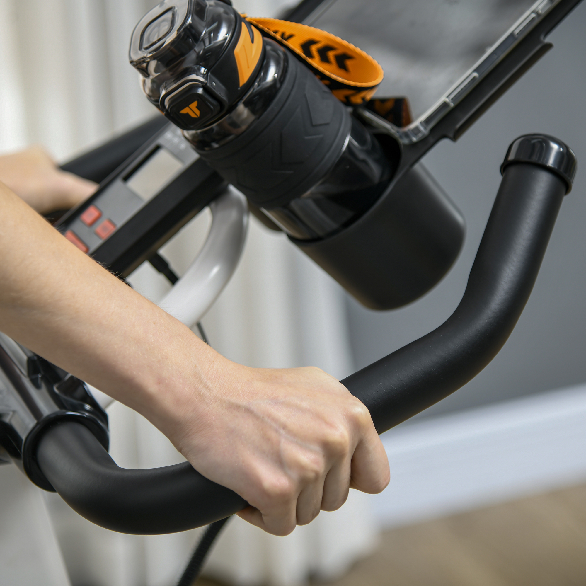 Ergometer, einstellbarer Widerstand, bis 120kg, Stahl, L103xB53xH100-114cm, Weiß/Schwarz