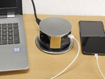 Schreibtisch-Einbausteckdose 3x +USB A+C / versenkbar, Edelstahl-Ausführung, rund