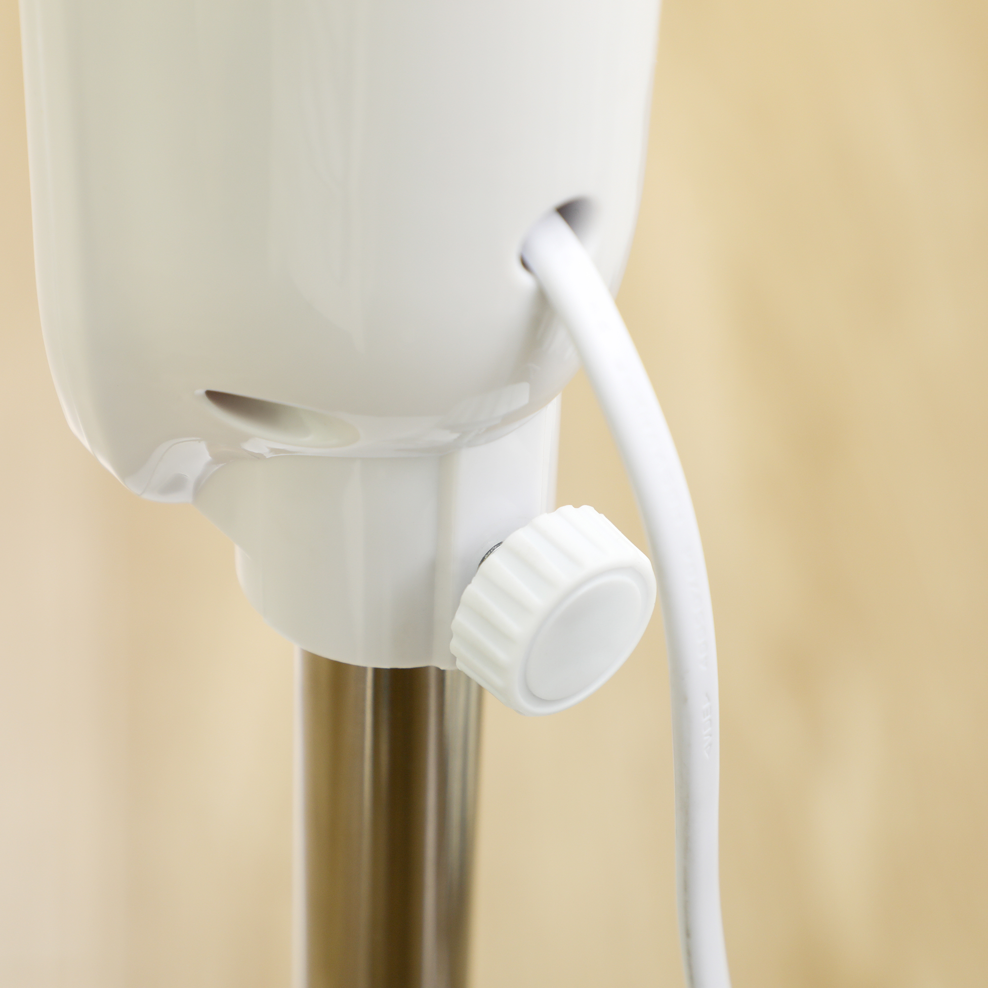 Standventilator Lüfter Fernbedienung Höhenverstellbar 3 Geschwindigkeitsstufen Metall, Weiß, Ø44,5 x H110-124 cm