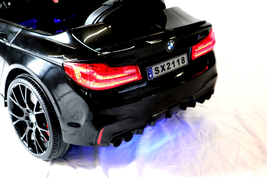 Kinderfahrzeug BMW M5 - schwarz / 10kmh