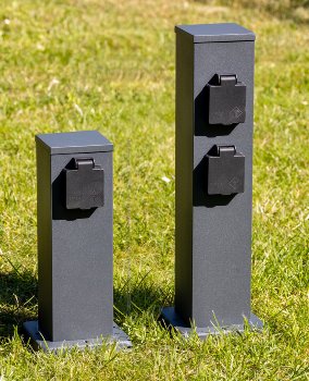 Steckdosensäule 4-fach, IP44, Anthrazit / 250V~/ 16A, 13x13x40cm