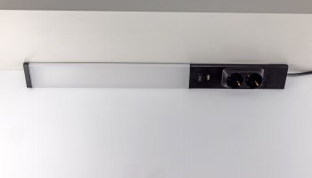 LED Unterbauleuchte "Arusha" schwarz, USB A+C PD, 60cm, Licht warmweiß