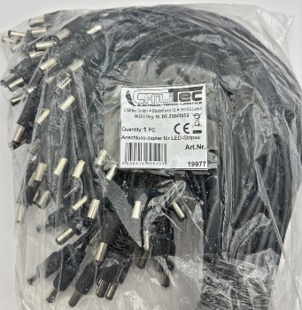 Anschluss-Verteiler für LED-Stripes, 5,5/2,1mm 1xKupp>2xStecker, max. 2A