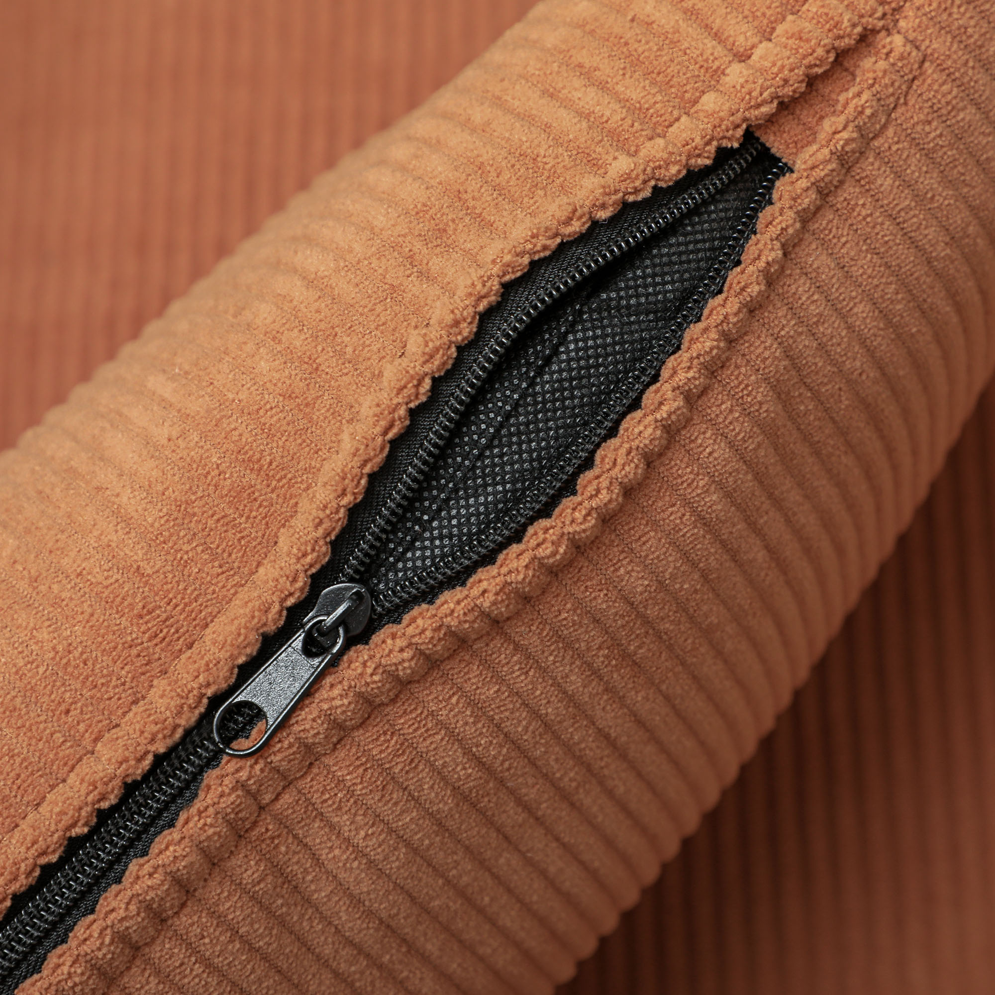 Moderner Armlehnstuhl, Gepolsterter Akzentstuhl mit Lendenkissen, Kautschukholzbeinen, Orange