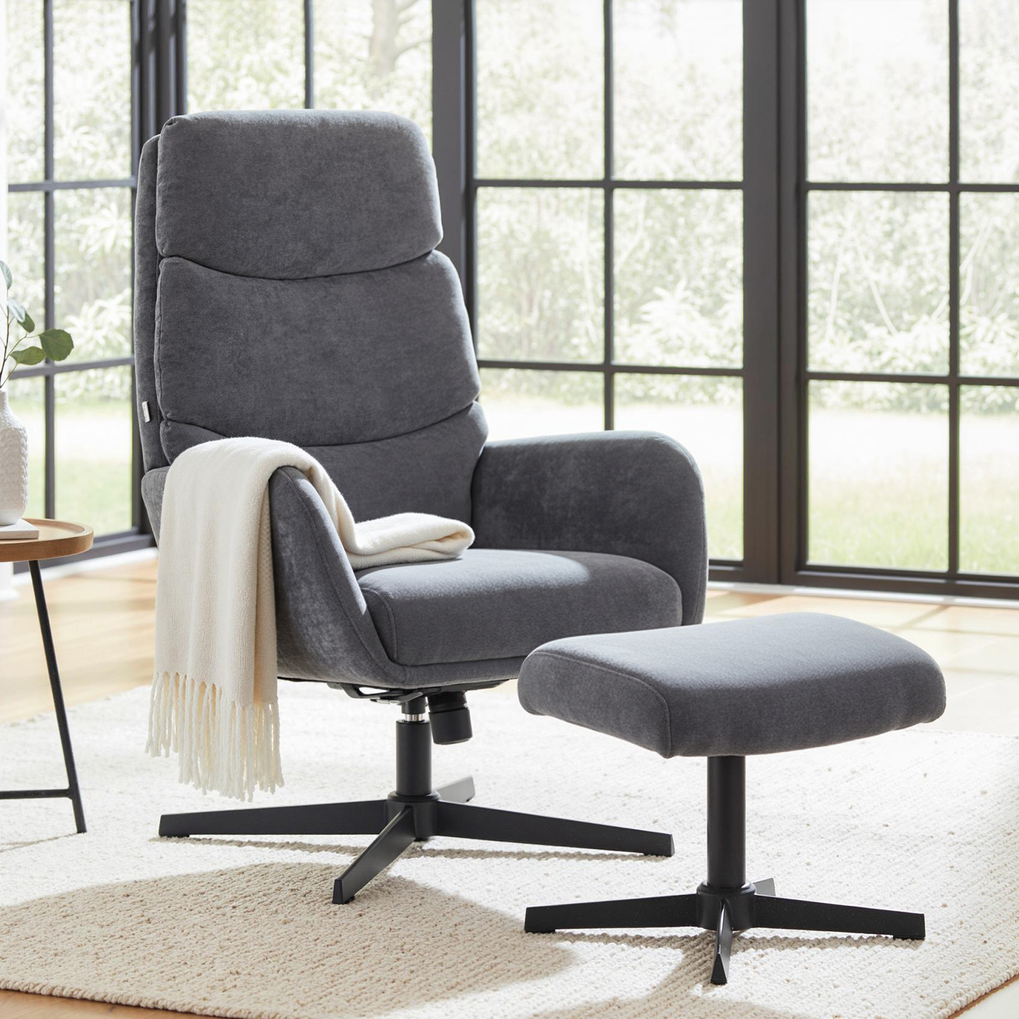 Polstersessel mit Fußhocker, Lounge-Sessel mit hoher Rückenlehne, Metallbasis, für Wohnzimmer, Schlafzimmer, Grau