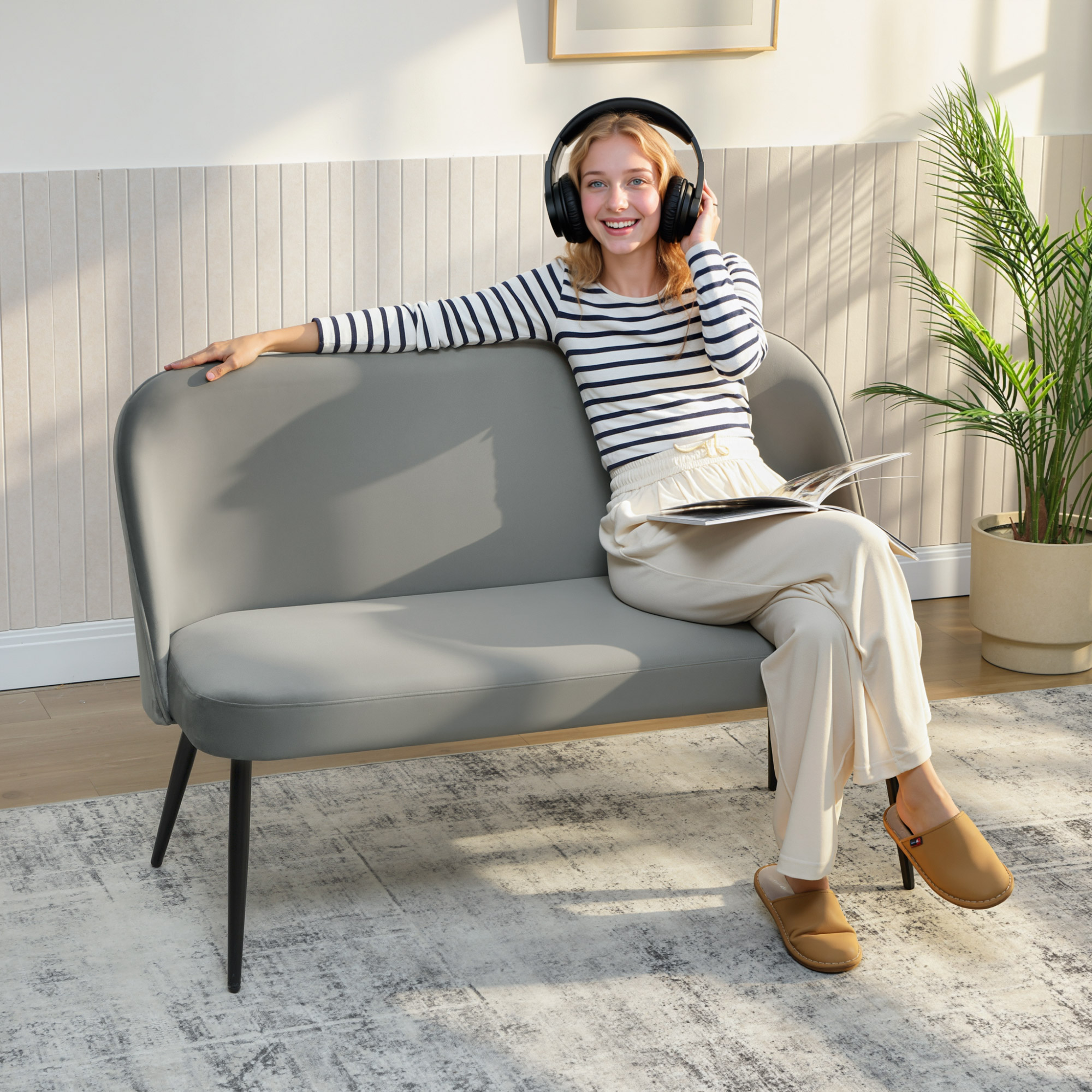 2-Sitzer-Sofa, moderne Polstercouch mit Metall- und Holzrahmen, samtartiger Stoffbezug, Grau