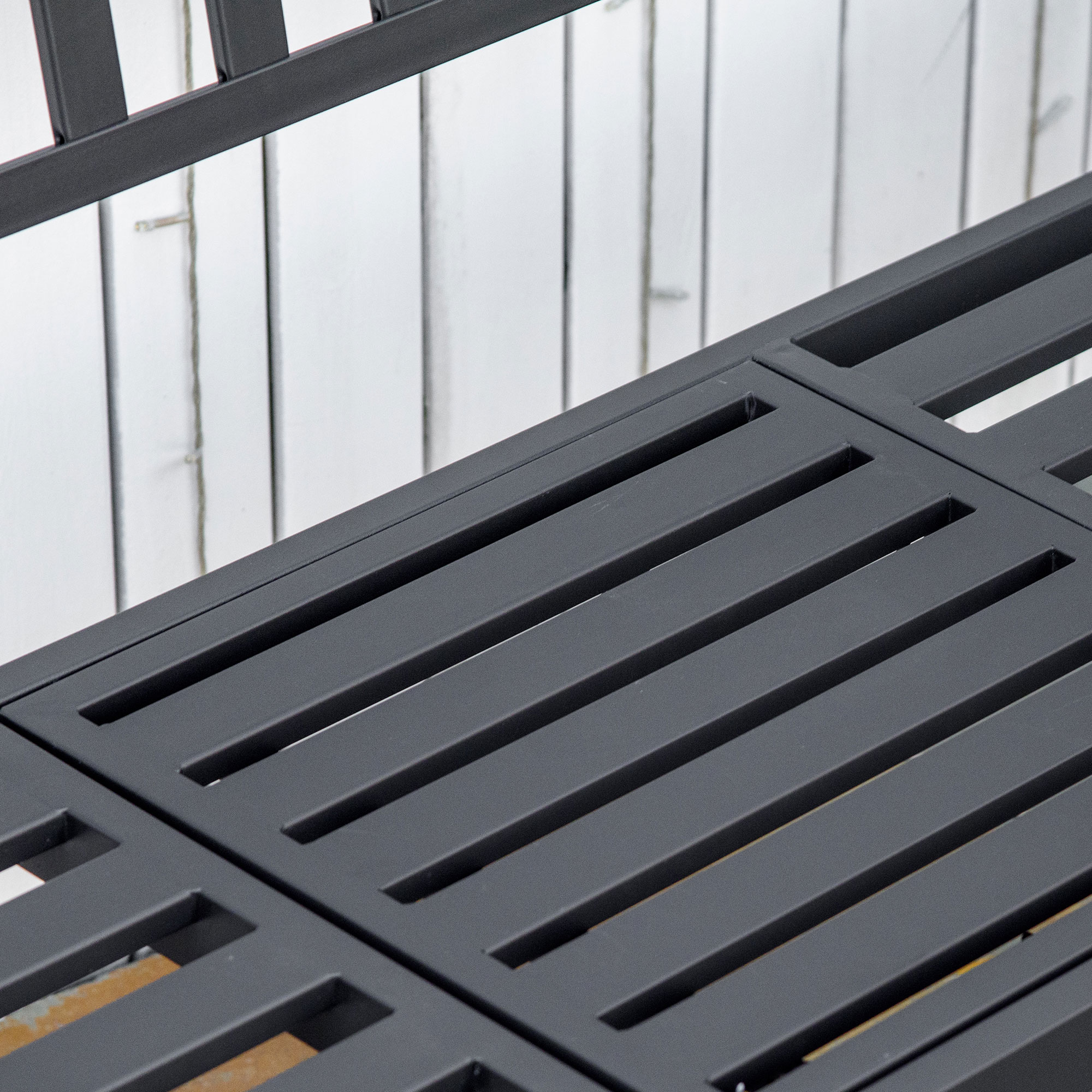 2-Sitzer Gartenbank robust Parkbank mit ausziehbarem Tisch Sitzbank Bank 240kg belastbar Terrassenbank mit Rücken- & Armlehnen Gartenmöbel für Terrasse, Garten 150 x 58,5 x 90 cm Schwarz