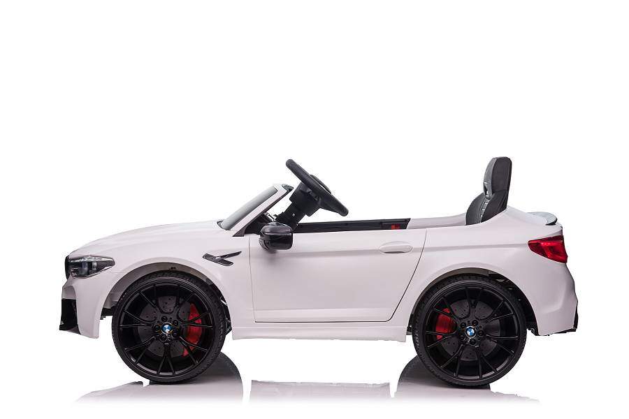 Kinderfahrzeug BMW M5 - weiß