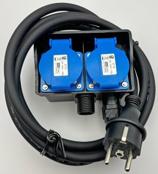 Gartensteckdose mit Erdspieß, 2-fach / IP44, 2m Kabel