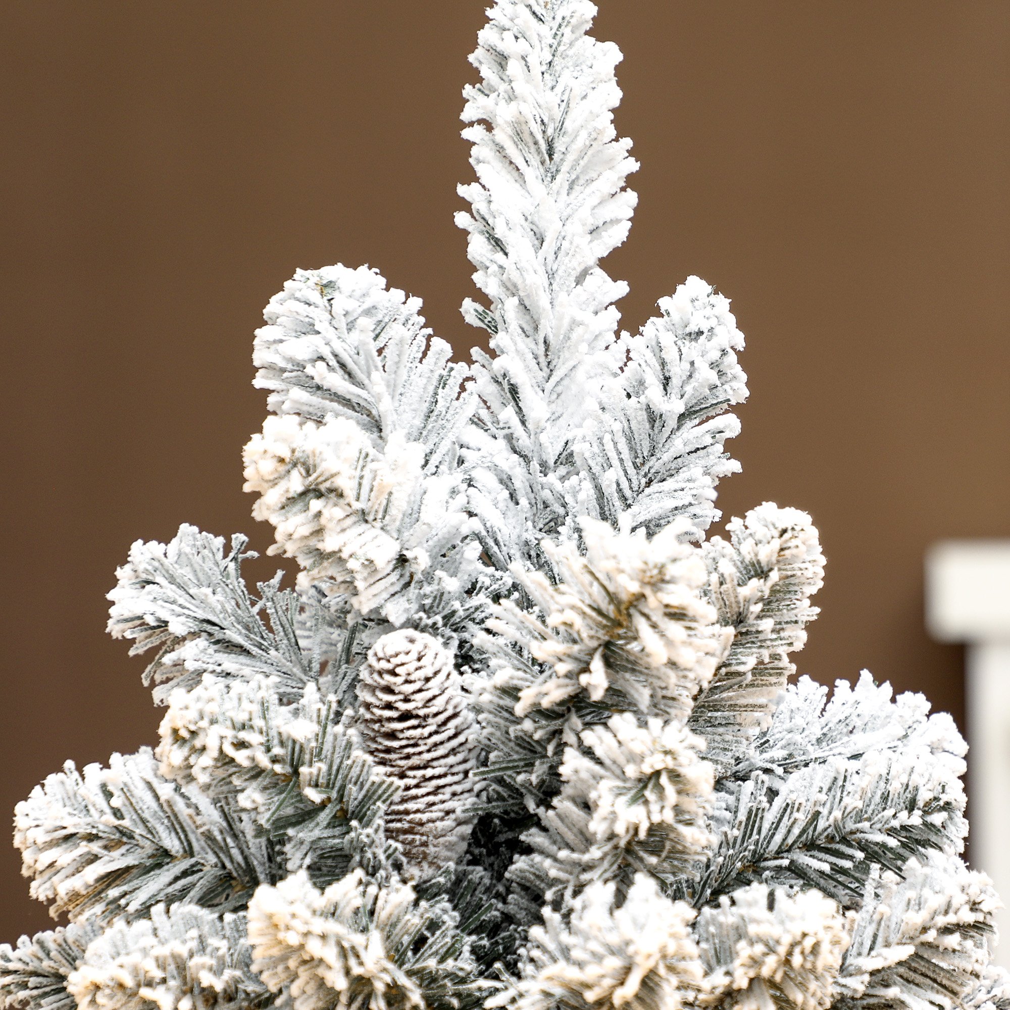 Mini Künstlicher Weihnachtsbaum 60 cm Tannenbaum künstlich mit Schnee, 72 Spitzen 6 Tannenzapfen Zementbasis