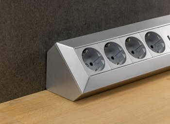 4-fach Steckdosenblock, USB-A+C, silber / 250V~/ 16A, Aufbaumontage, USB 3,1A, PD