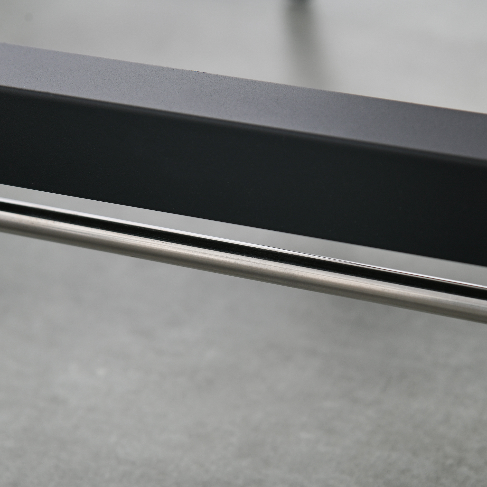 Faltbarer Esstisch, Industrieller Tisch, klappbar, aus Metall und Holz, platzsparend, Braun