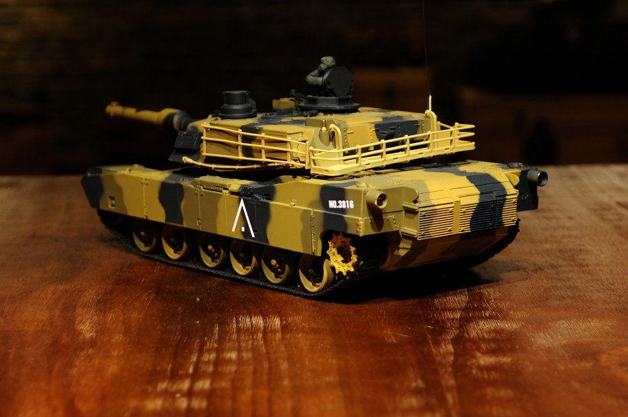 RC Panzer "M1A2 Abrams" 1:24 IR-Battle