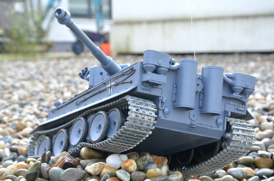 RC Panzer "Tiger I"  - Metallgetriebe & Metallketten RRZ