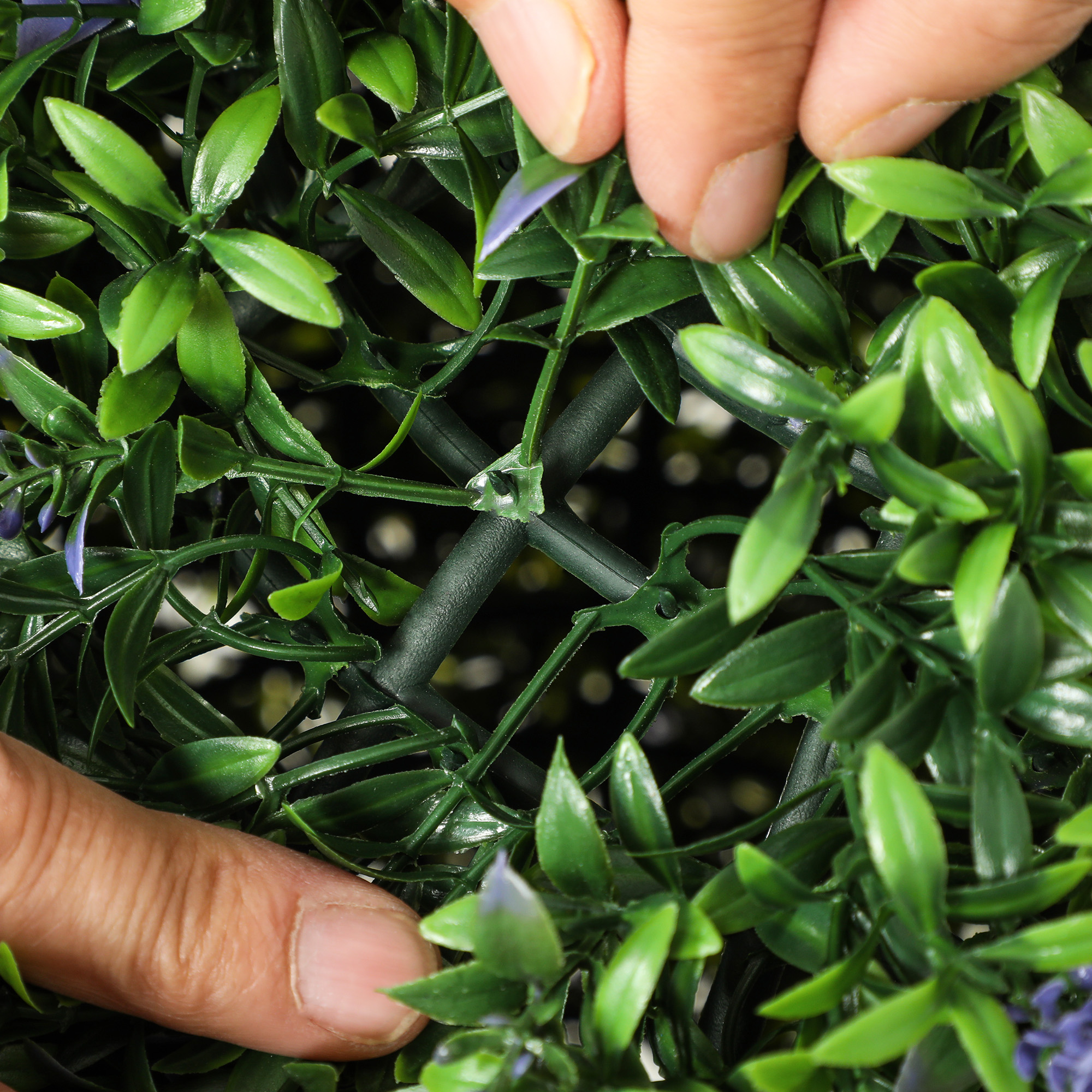 2er-Set künstliche Pflanzen in Kugelform, UV-beständig, Kunstpflanzen für Indoor- und Outdoor-Bereich, 42 cm, Grün+Lila