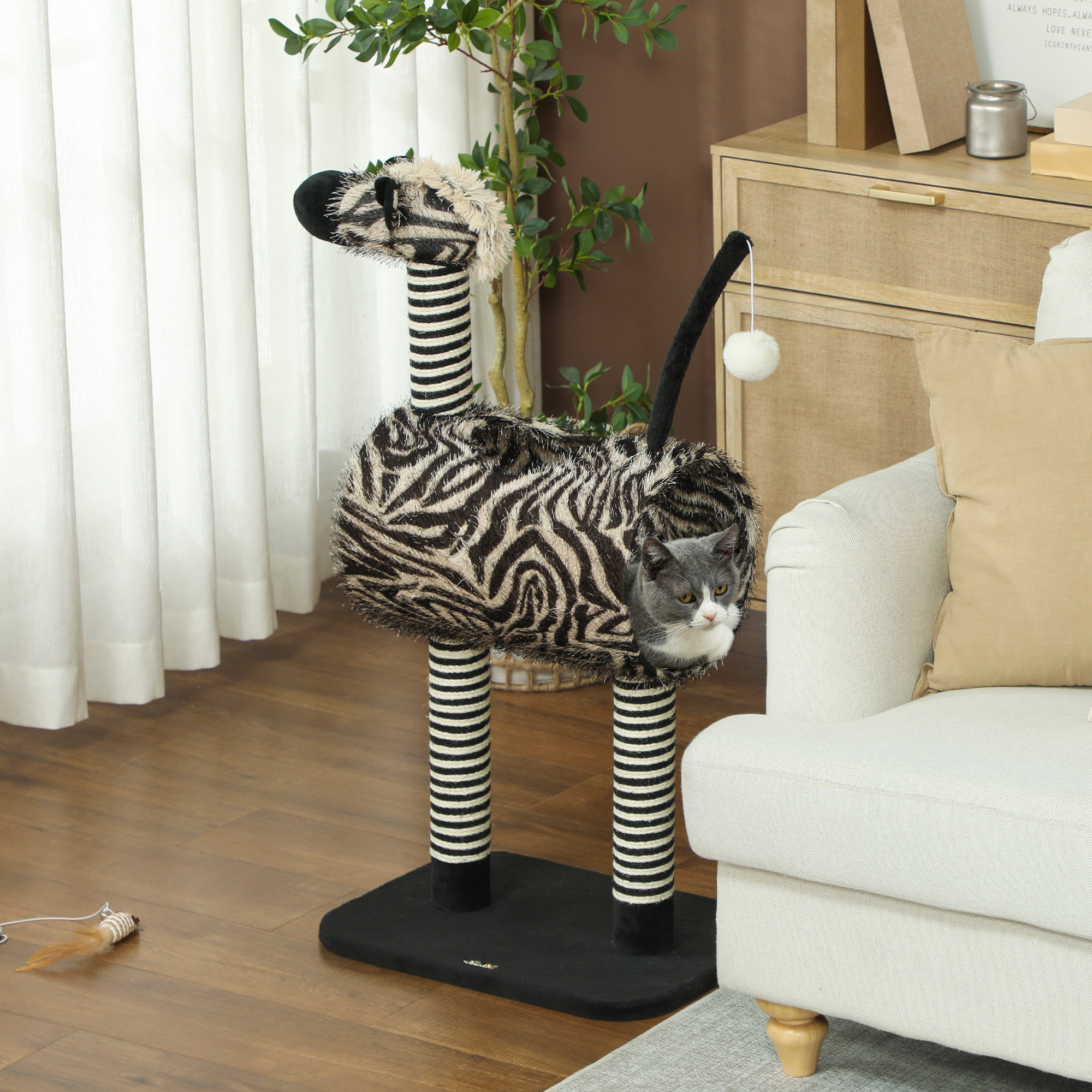 Kratzbaum im Zebra-Design, 1 Katzentunnel, 3 Kratzstämme 48,5 cm x 35 cm x 93 cm, Schwarz + Weiß