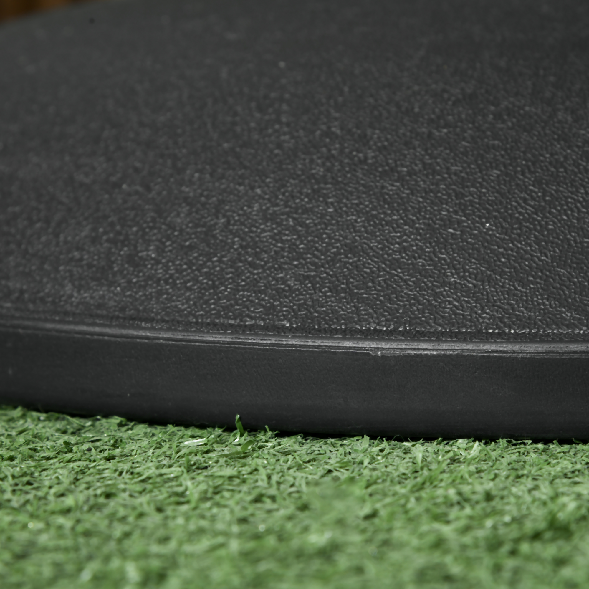 Sonnenschirmständer aus Edelstahl Schirmständer mit Griffe, halbrund Schirmhalter, Schirmgewichtfür Sonnenschirm Ø3,8-Ø4,8 cm, für Balkon, Terasse, Garten, Bronze, Schwarz