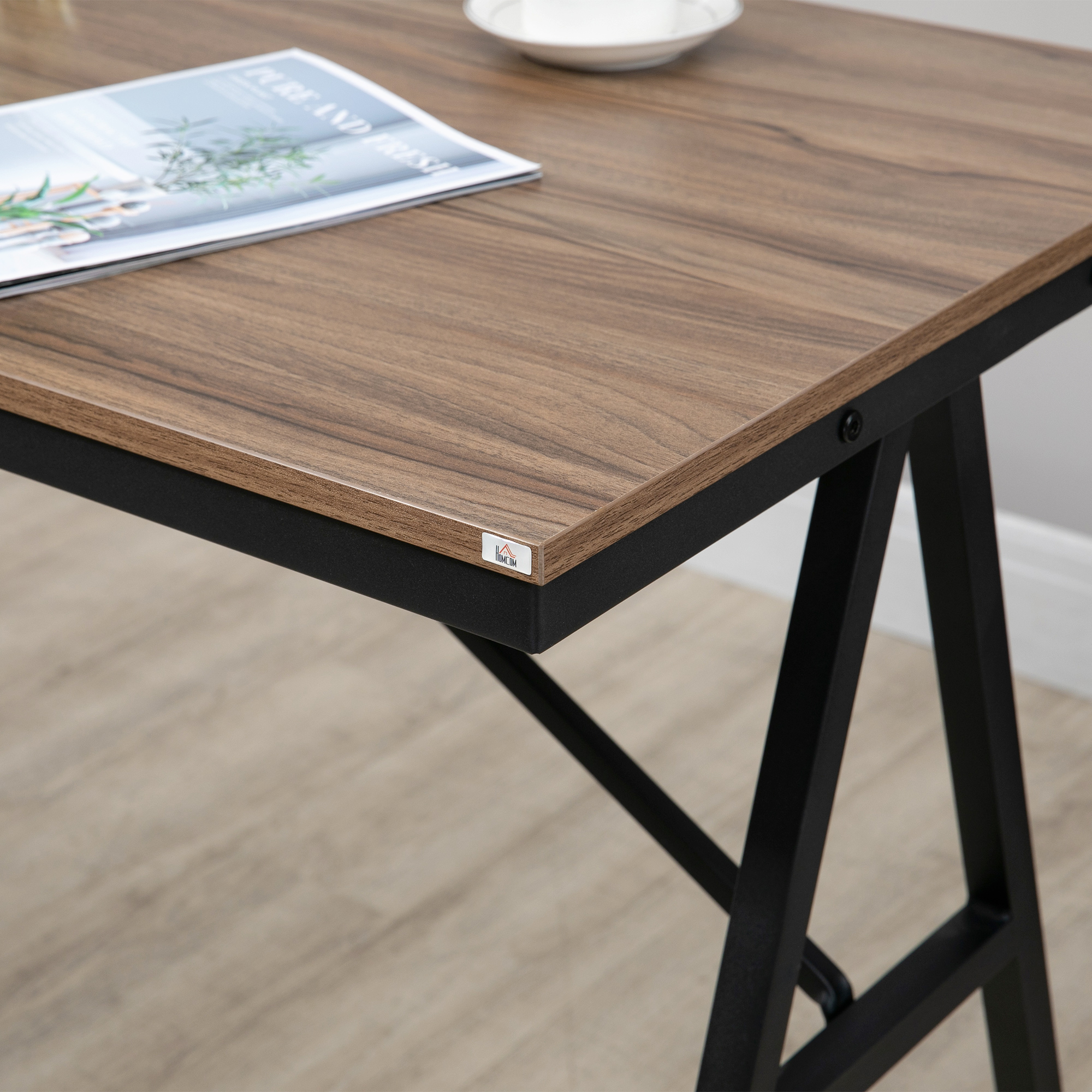 Bartisch mit Barhockern im Industrie-Design, Knopfheftung, 120 cm x 60 cm x 91 cm, Hellgrau