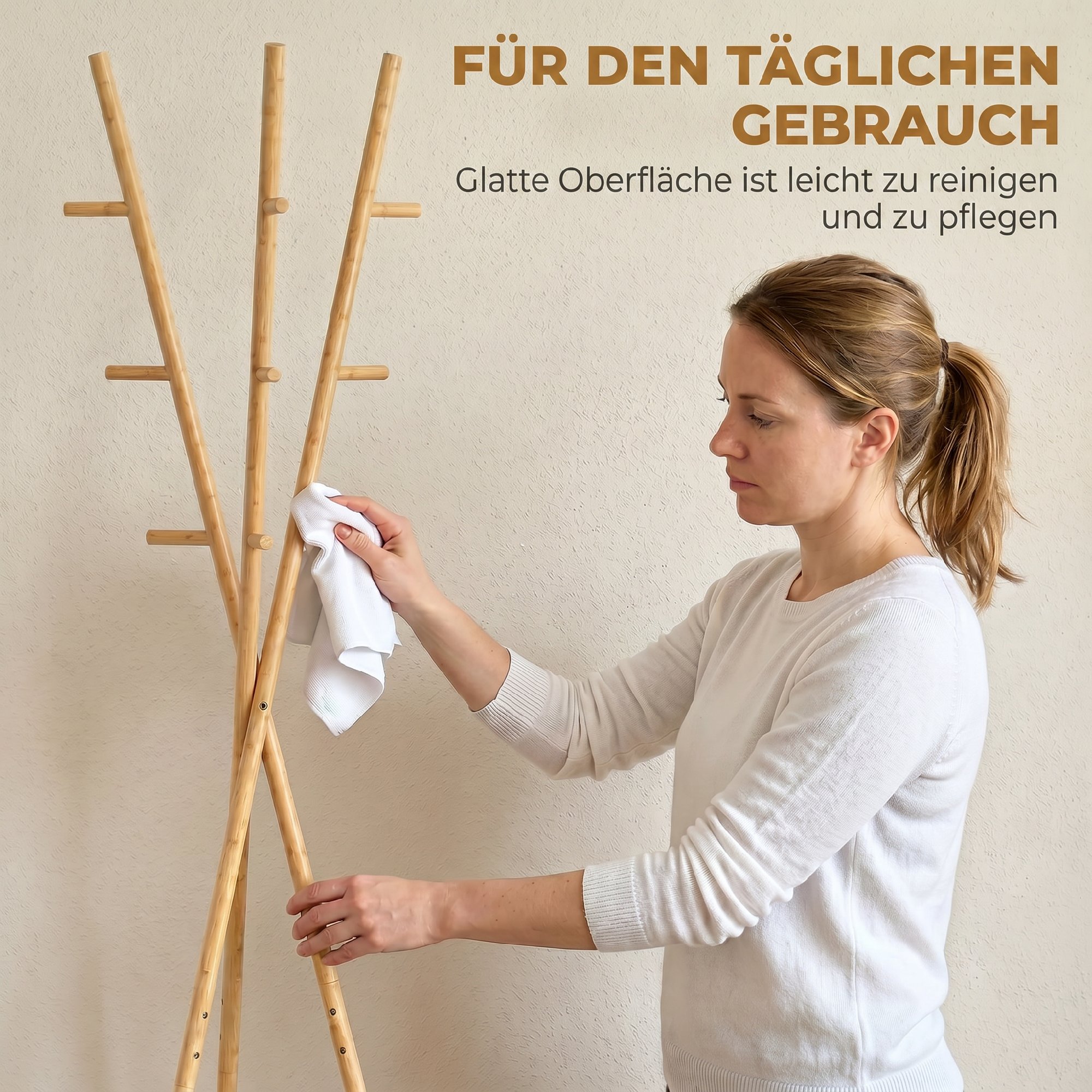 freistehender Garderobenständer mit 9 Haken und 2 Regalböden für den Eingangsbereich, natur