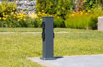 Steckdosensäule 4-fach, IP44, Anthrazit / 250V~/ 16A, 13x13x40cm