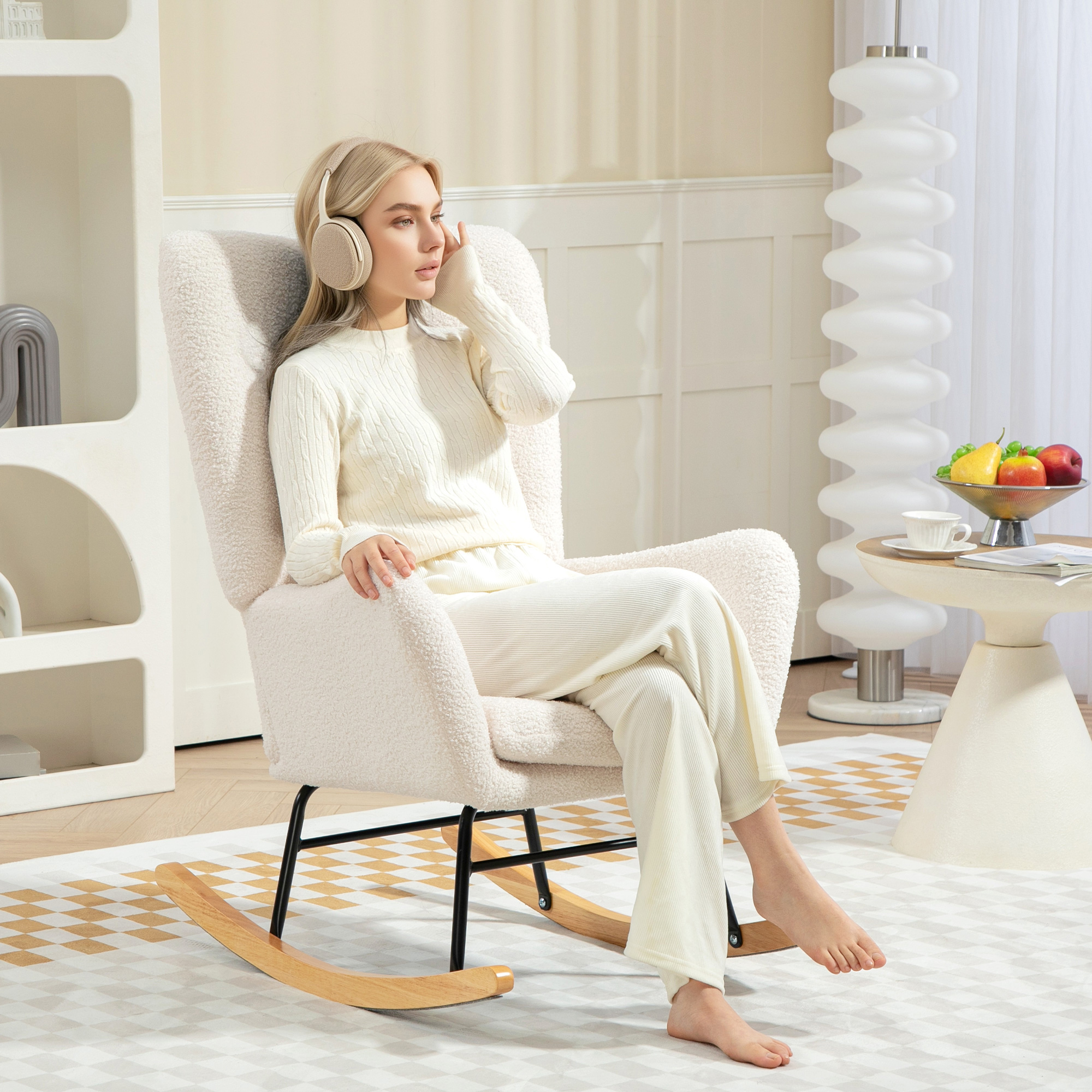 Schaukelstuhl, kuscheliger Bezug, dicke Polsterung, Lendenkissen, rutschfest, Cremeweiß