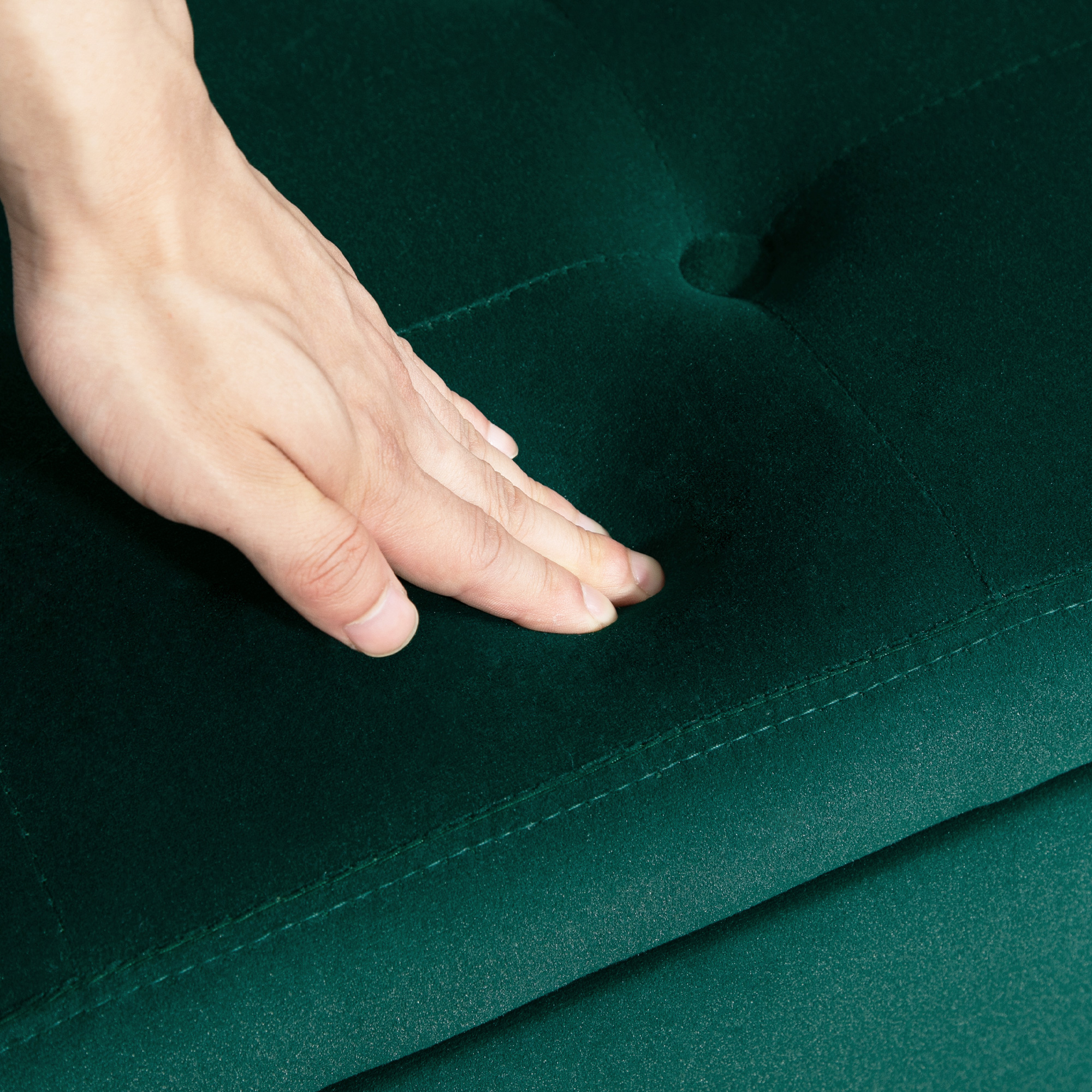 Polsterbank mit Stauraum, Armlehnen, Samtartiges Polyester, Kautschukholz, 107 x 42 x 65 cm, Grün