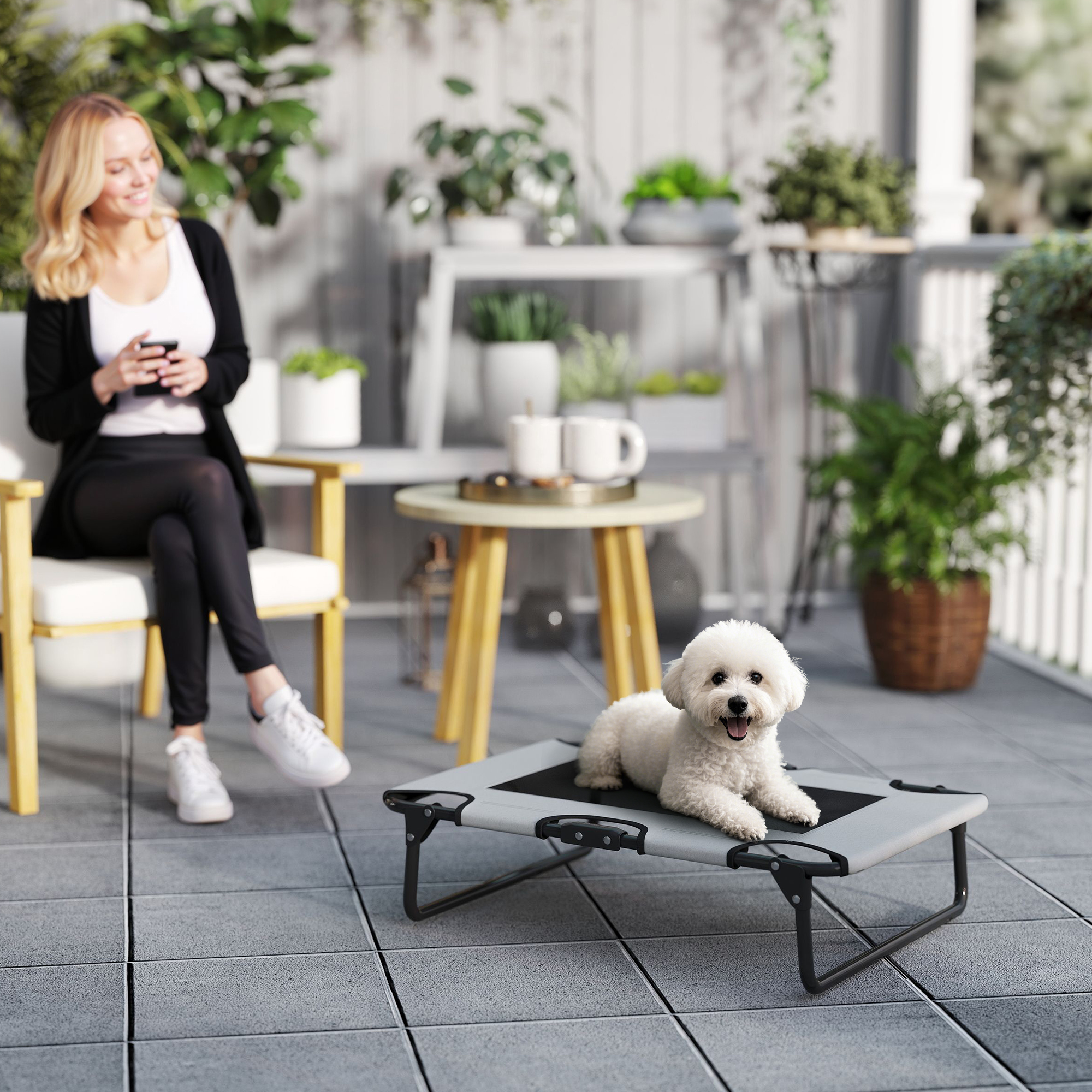 erhöhtes Hundebett klappbar Haustierbett, Outdoor Hundeliege mit Netzdesign Hellgrau Oxford 75 x 51 x 18 cm