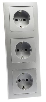 DELPHI Set 3 Steckdosen + 3-fach Rahmen, 250V~/ 16A, Steckanschluss, silber