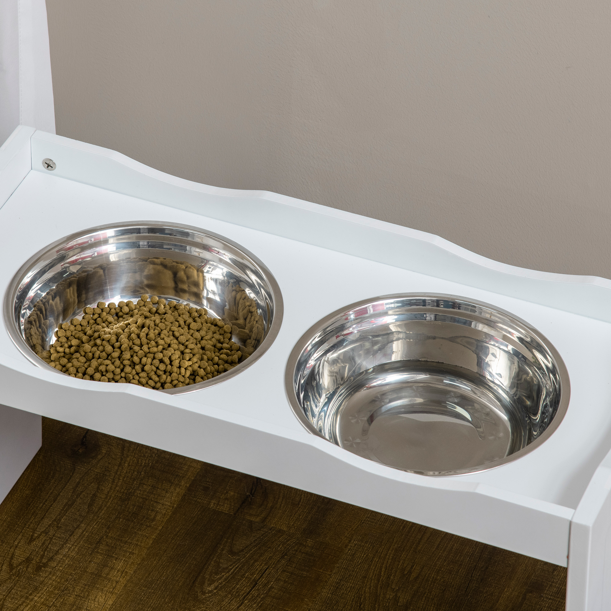 Futterstation, Napfständer, 2 Fressnäpfe je 2 Liter, Edelstahl, für große Hunde, weiß, 63 x 30 x 24cm