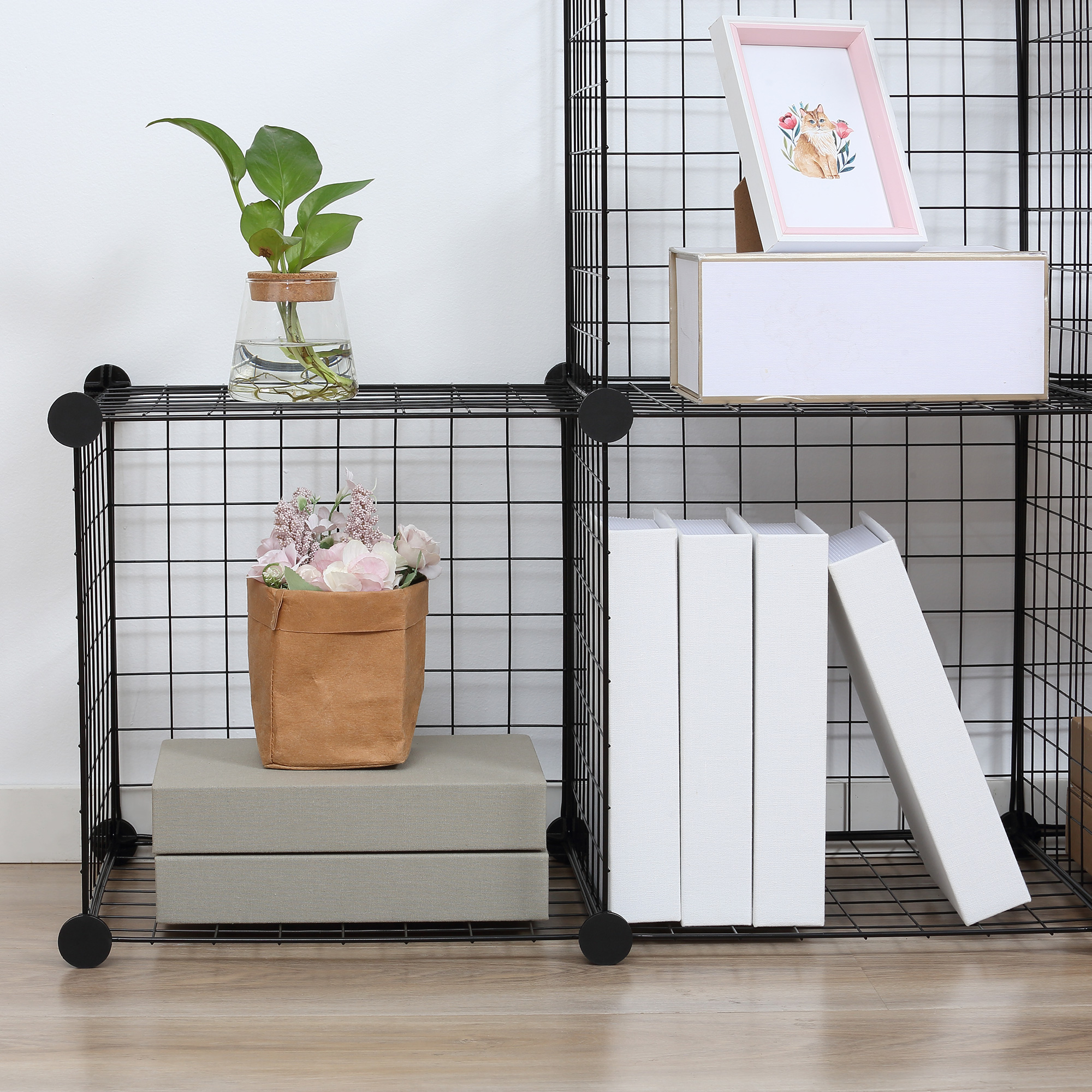 Metallwürfel-Regal, Anpassbarer Würfelschrank für Kleidung, Bücher, Spielzeug, flexibel, 109L x 37B x 109H cm, Schwarz