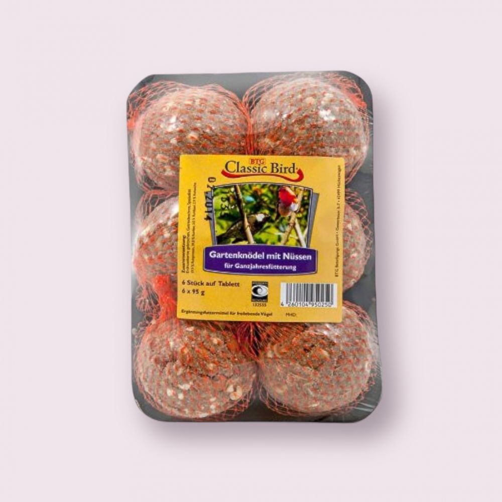 Classic Bird Garten Nussknödel 6 Stück auf Tablett