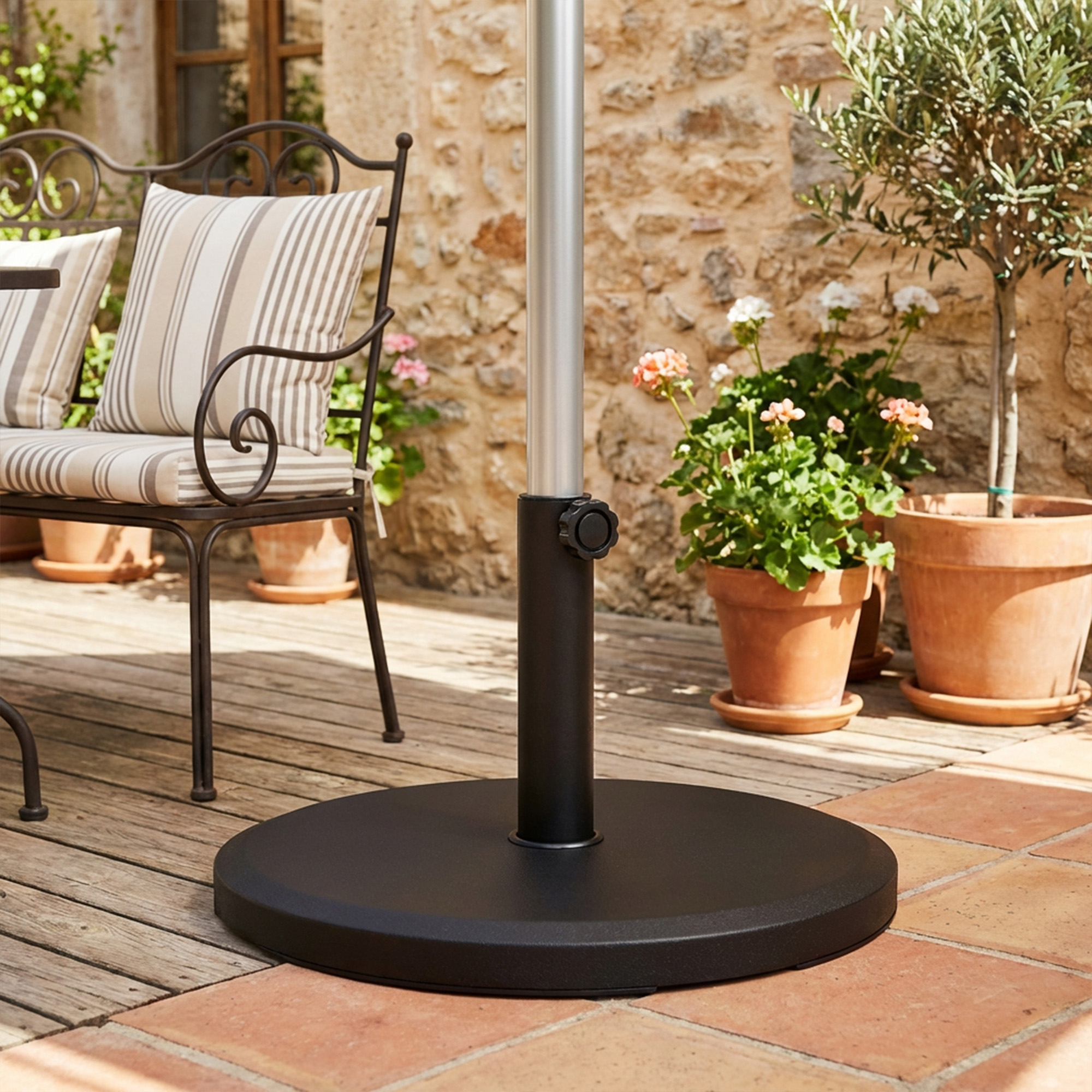 outsunny-sonnenschirmstander-aus-zement-13kg-rund-schirmstander-fur-sonnenschirm-34mm-38mm-48mm-rohrdurchmesser-schwarz~247QTTF19K801