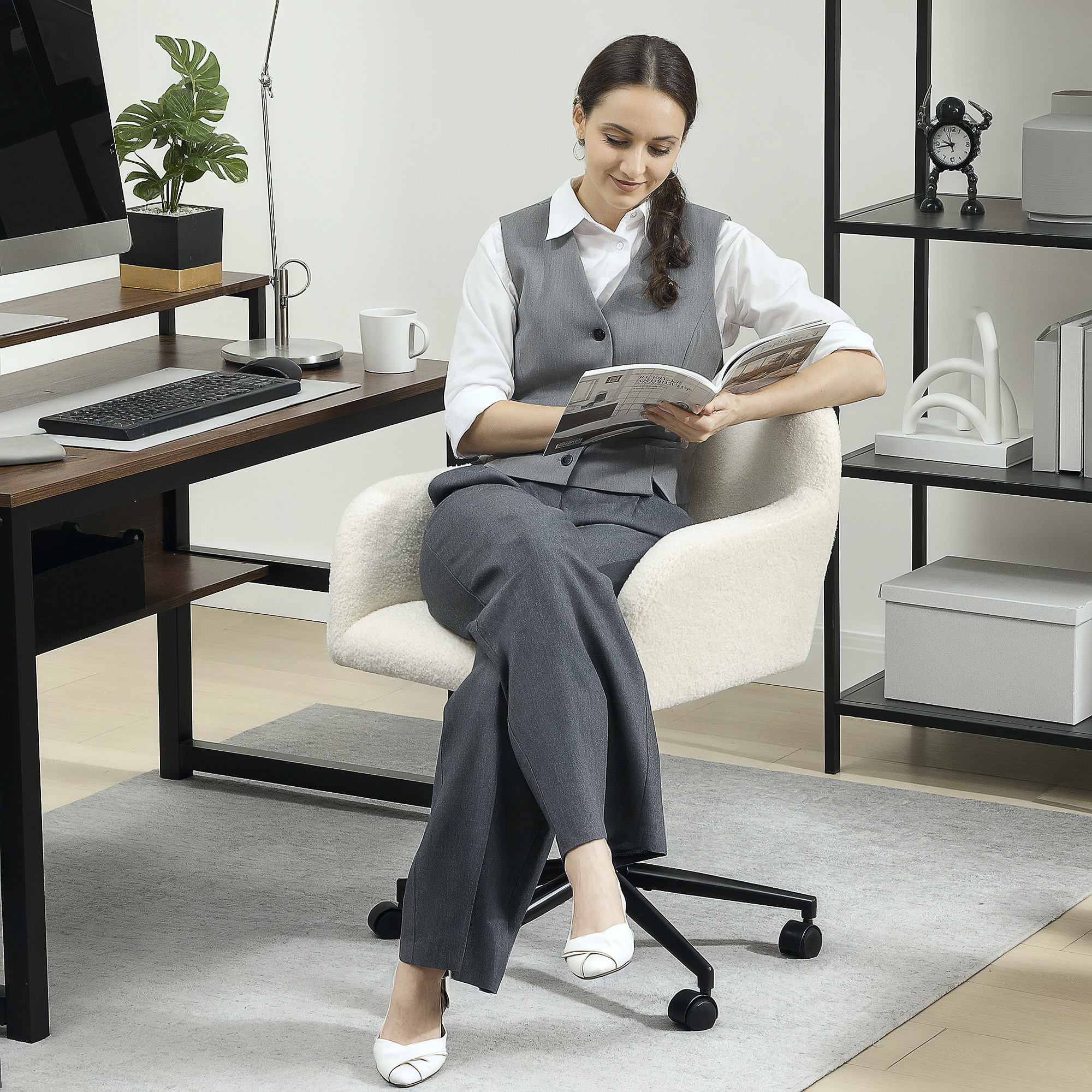 Drehbarer Bürostuhl mit Rollen, Schreibtischstuhl, Fleece-Stoff, Schaumstoff, höhenverstellbar, Homeoffice, Cremeweiß