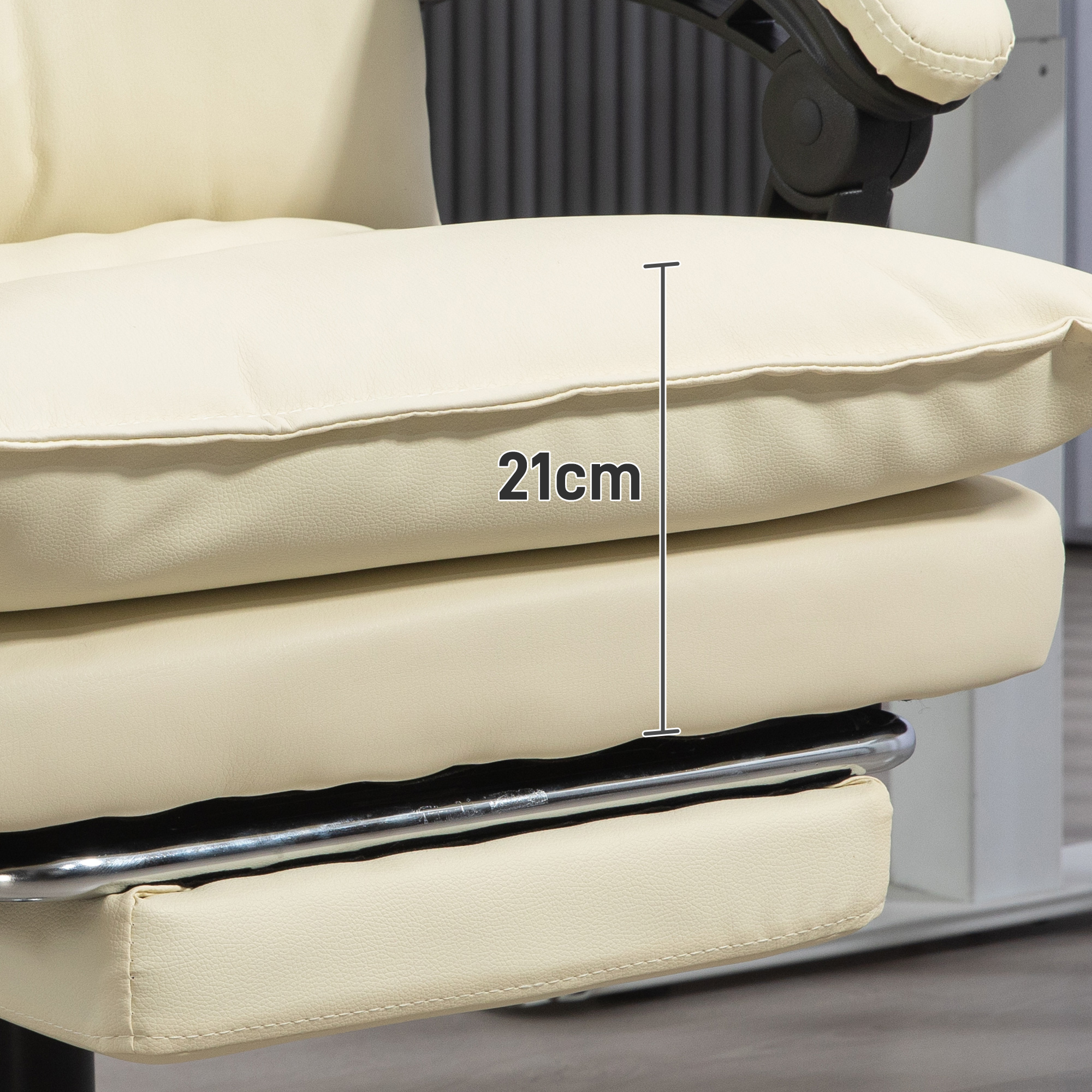 Bürostuhl, verstellbare Sitzhöhe, Fußstütze, Kunstleder, bis 135 kg, Metallbasis, 66x72x116-124cm, Beige